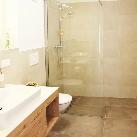 Διαμέρισμα Troger Special