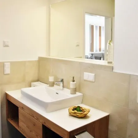 Troger Special Apartment *